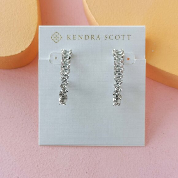 Kendra Scott - Juliette White Crystal Silver Oval Hoop Earrings - NEW - Picture 1 of 3